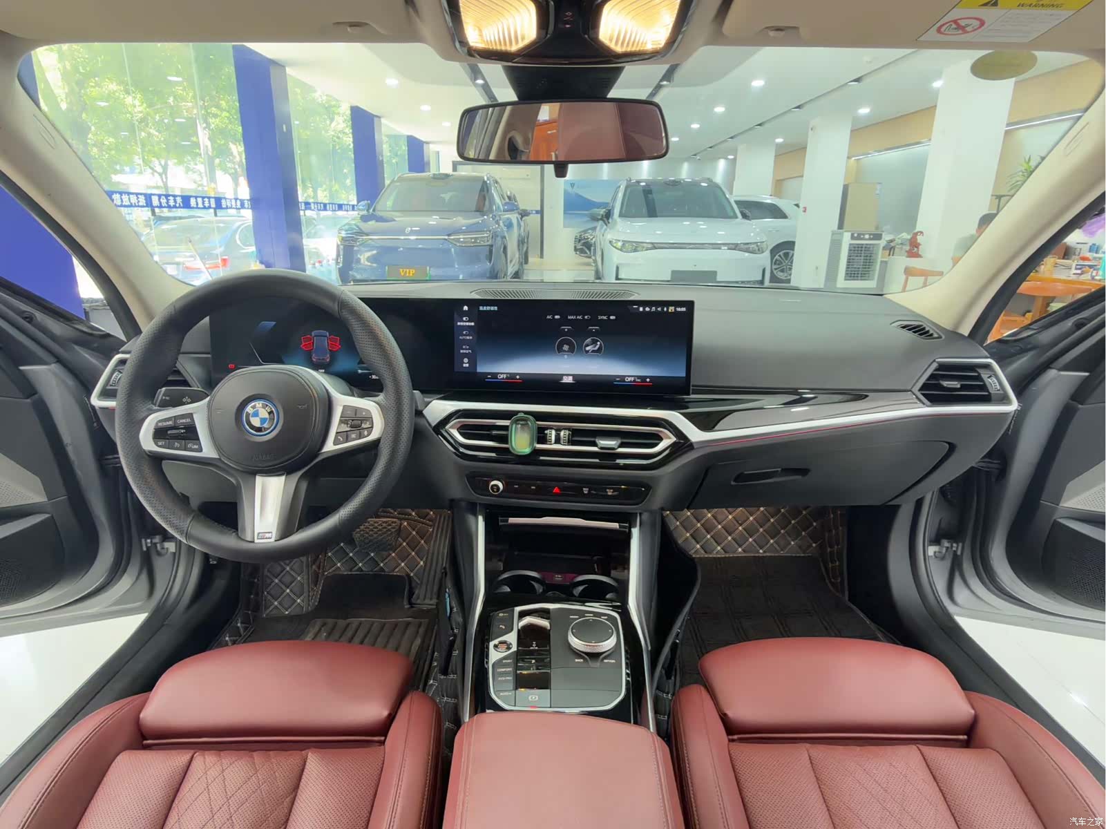 BMW i3, 2023 все фото