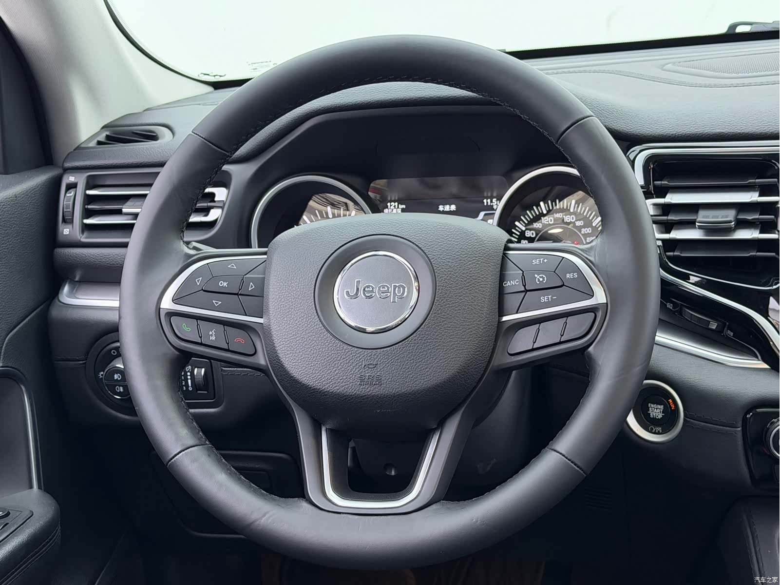 Jeep Grand Commander, 2022 11