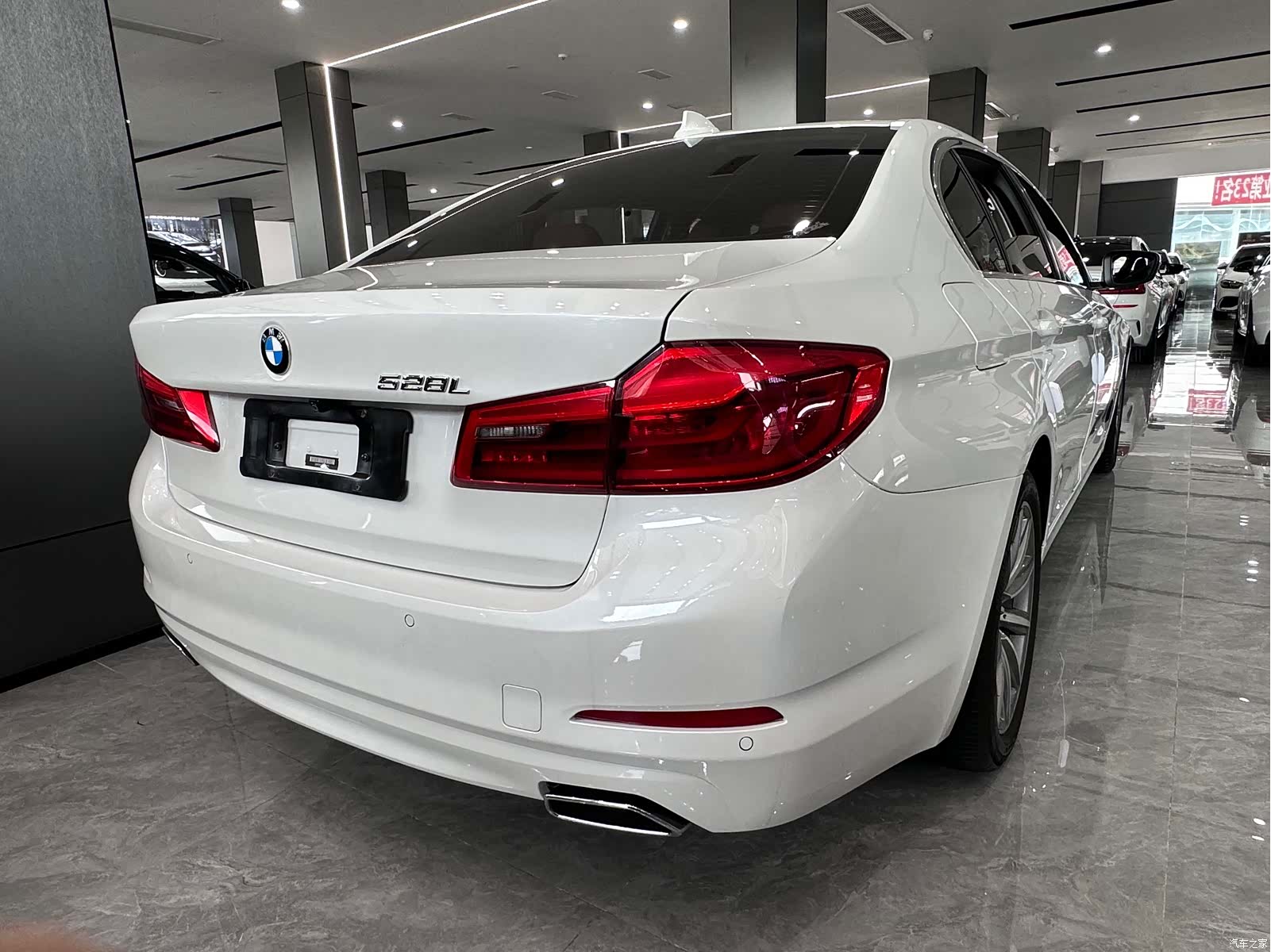 BMW 5 Series, 2018 13
