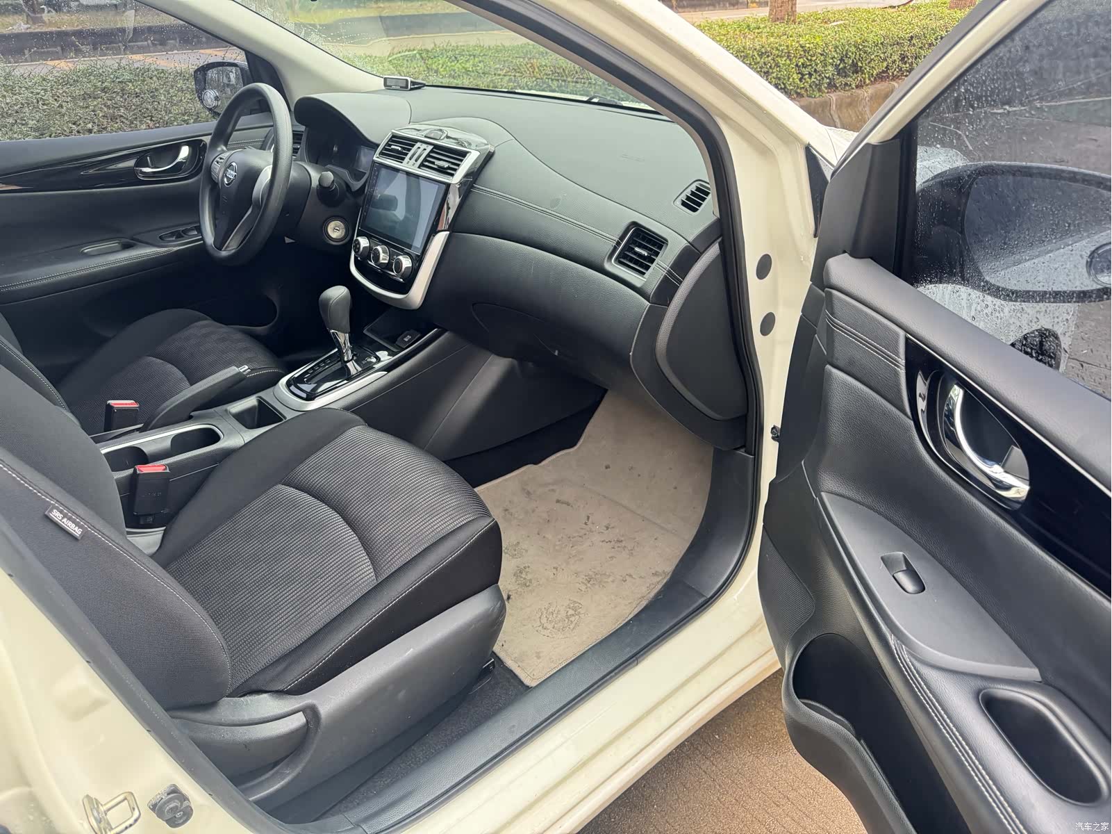 Nissan Tiida, 2017 10