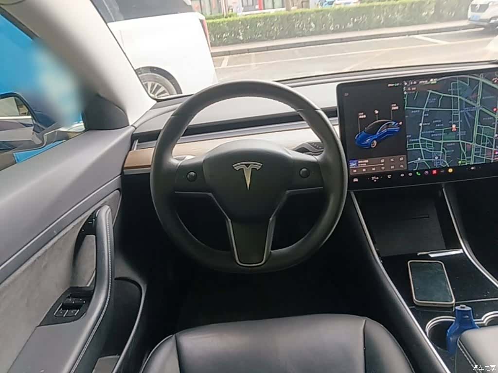 Tesla Model 3, 2020 11