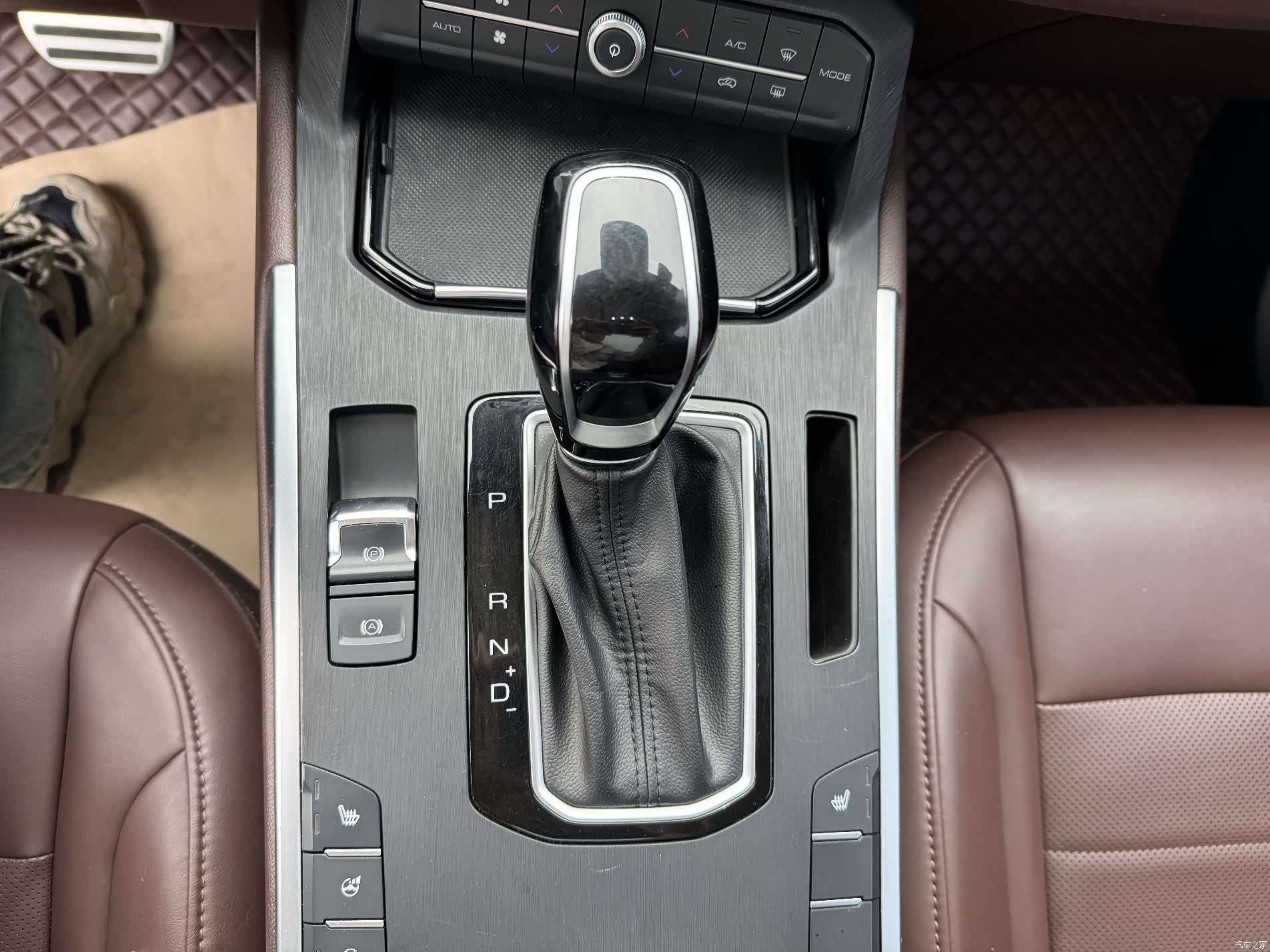 WEY VV5, 2019 14