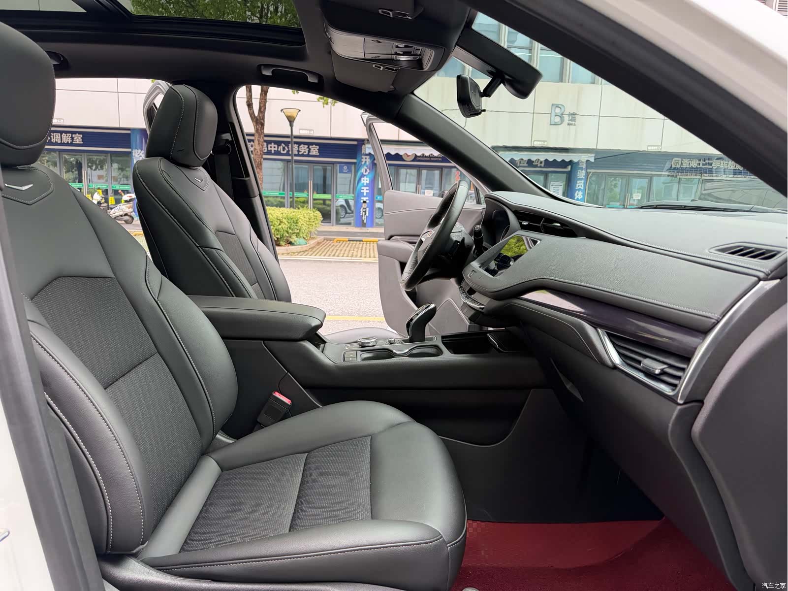 Cadillac XT4, 2021 13