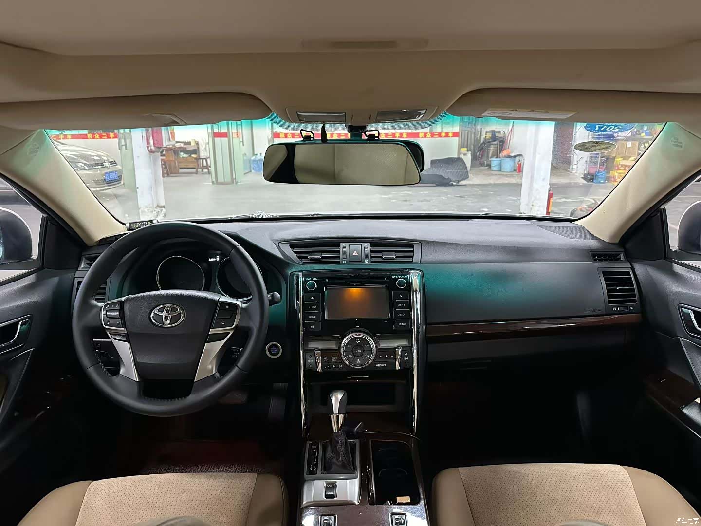 Toyota 2.5V, 2014 все фото