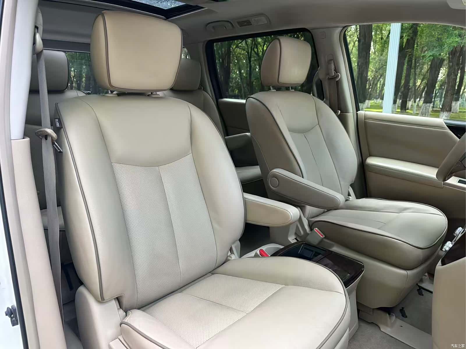 Nissan SL, 2016 11