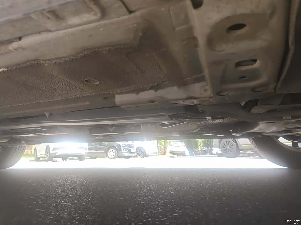DongFeng SX6, 2020 16