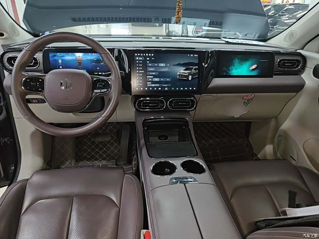 Leapmotor C11, 2023 10