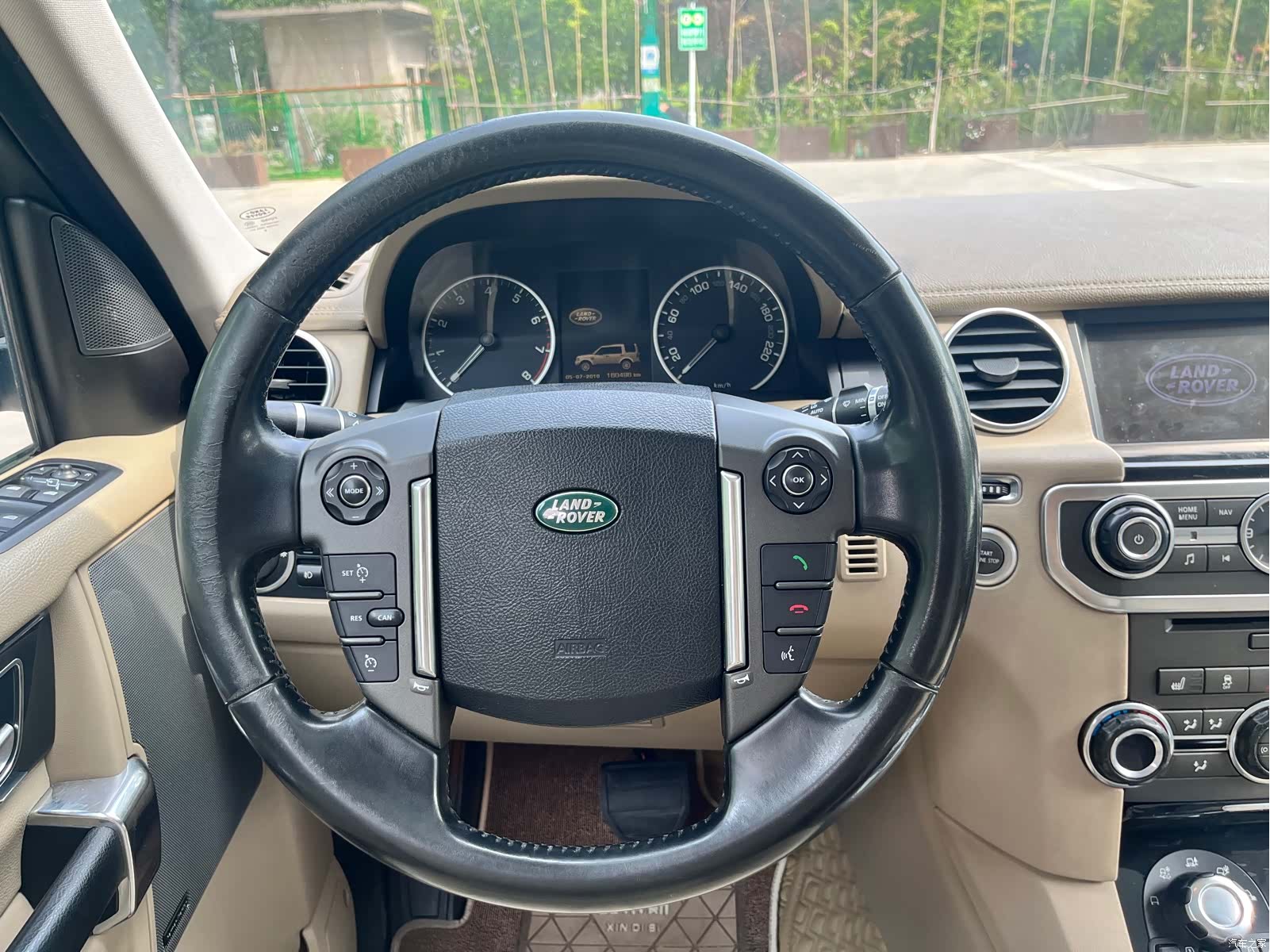 Land Rover Discovery, 2012 12