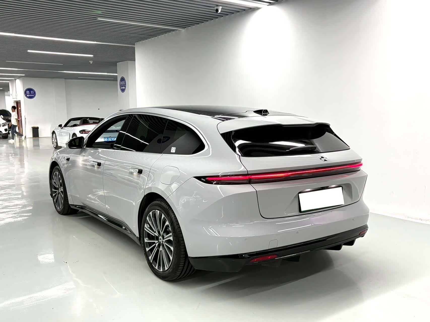 NIO ET5, 2026 13