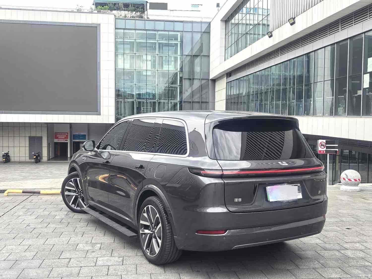 Li Auto L9, 2024 7