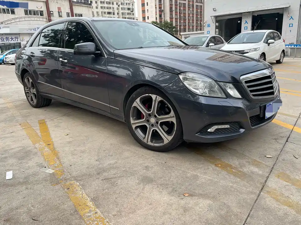 Mercedes-Benz E-class Mercedes-Benz E-class