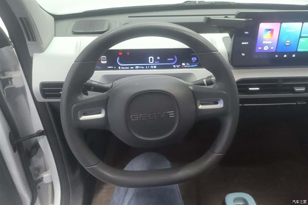 Geely Panda, 2023 15