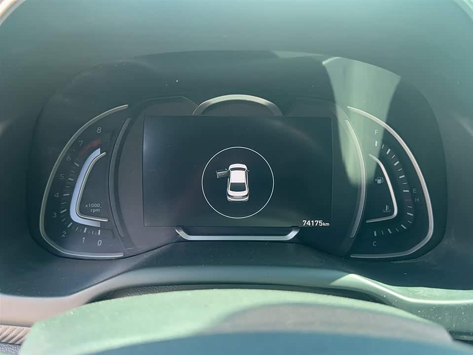 Hyundai Lead Hyundai Lead