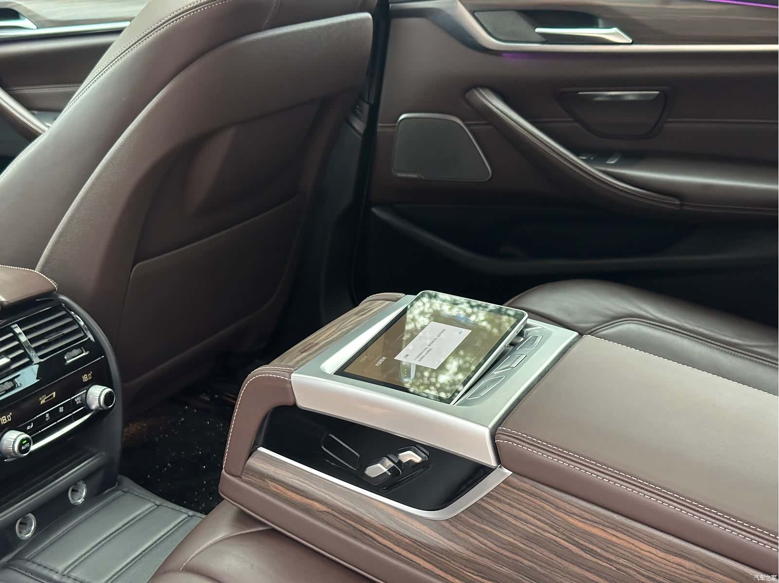 BMW 5 Series, 2018 13