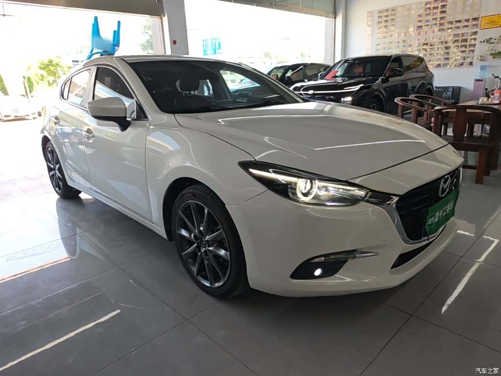 Mazda Mazda3, 2017 4