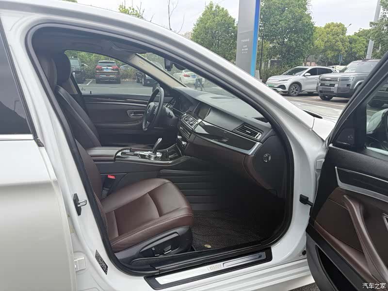 BMW 5 Series, 2015 6