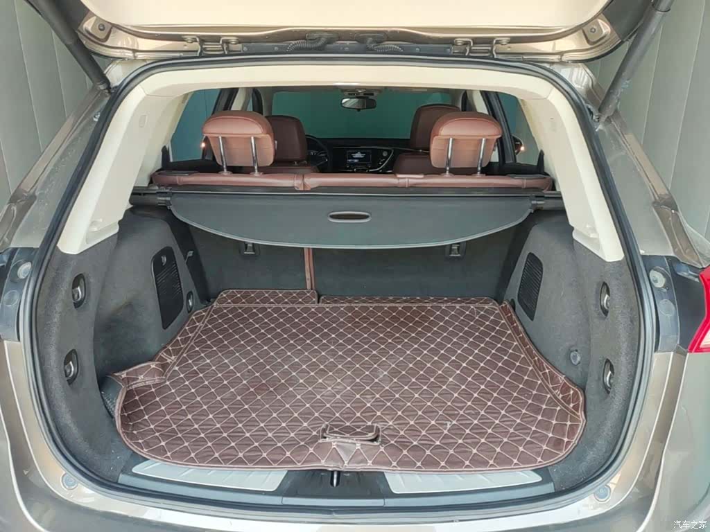 Buick Envision Plus, 2018 19