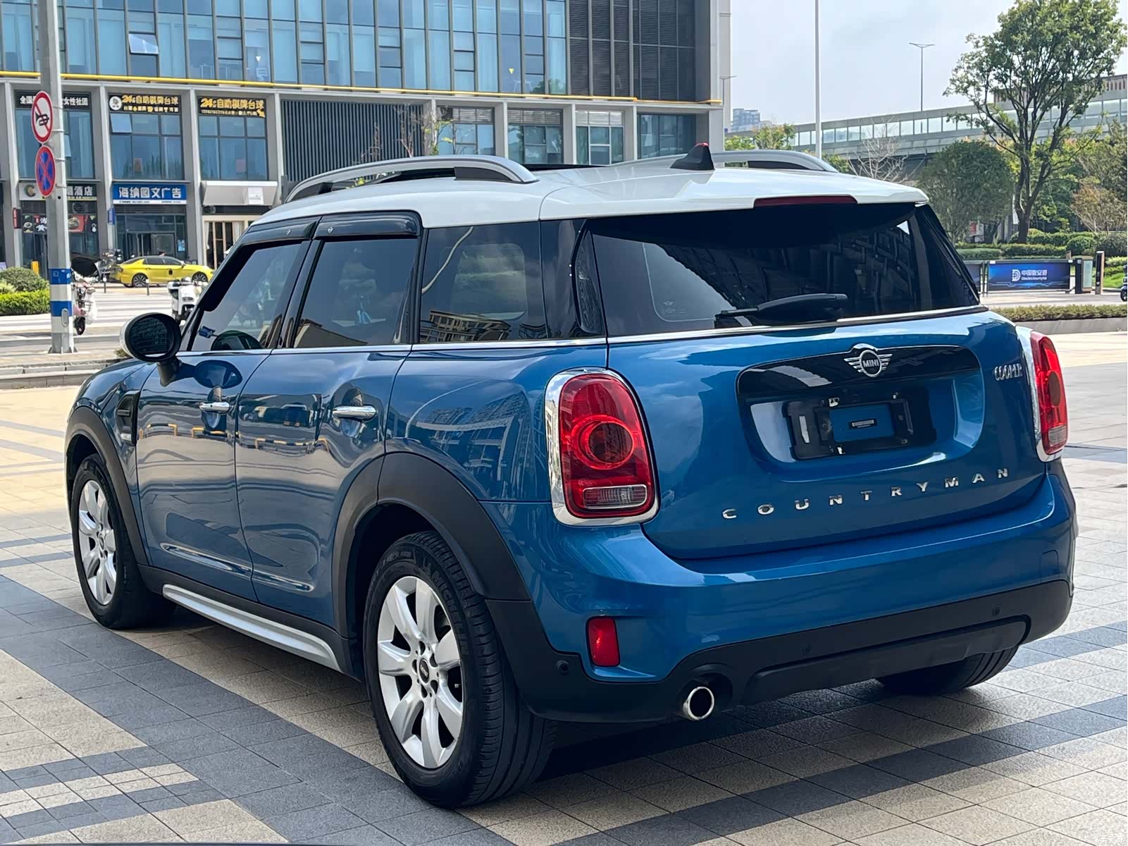 Mini Countryman, 2019 15