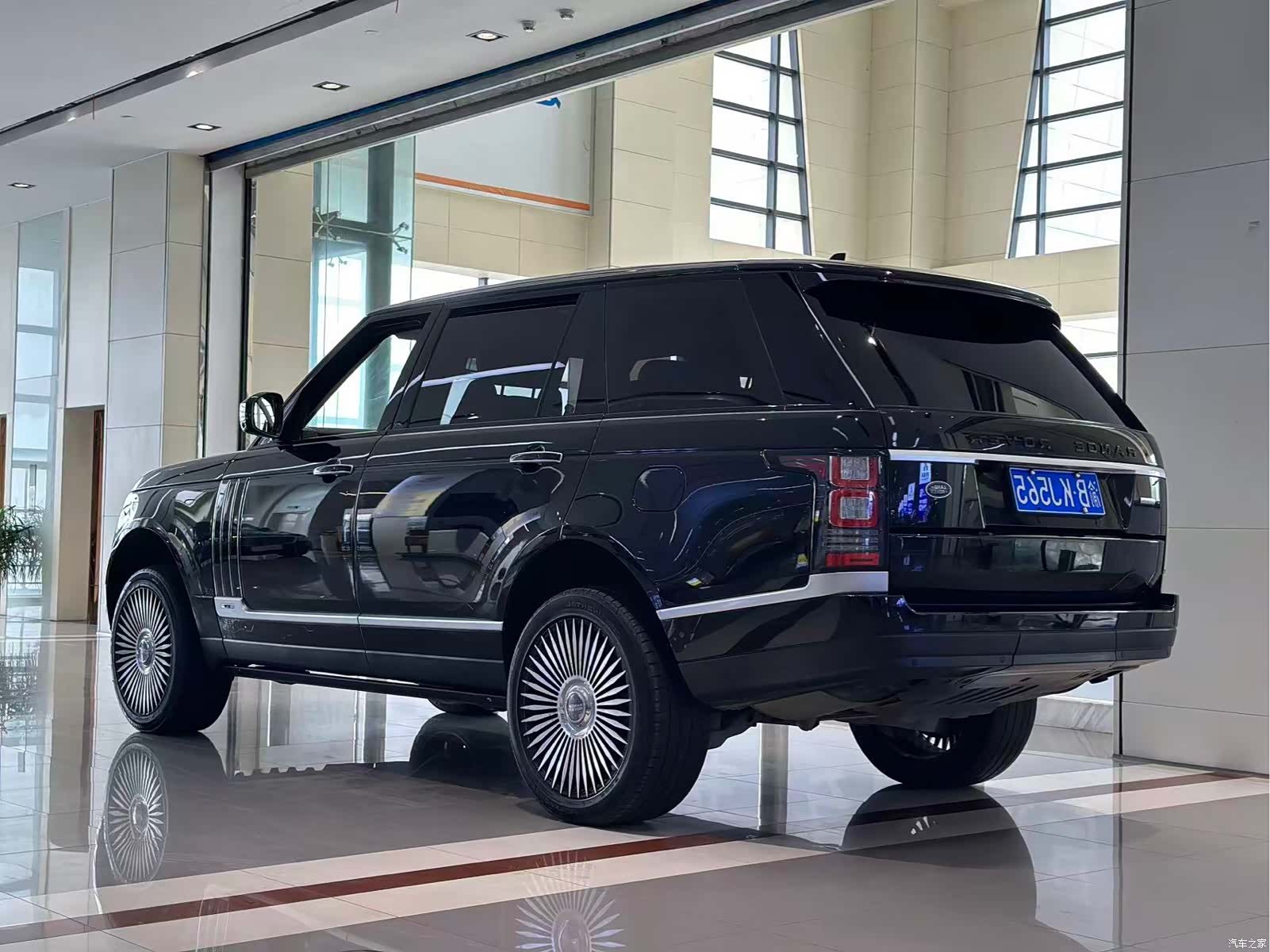 Land Rover Range Rover, 2018 10