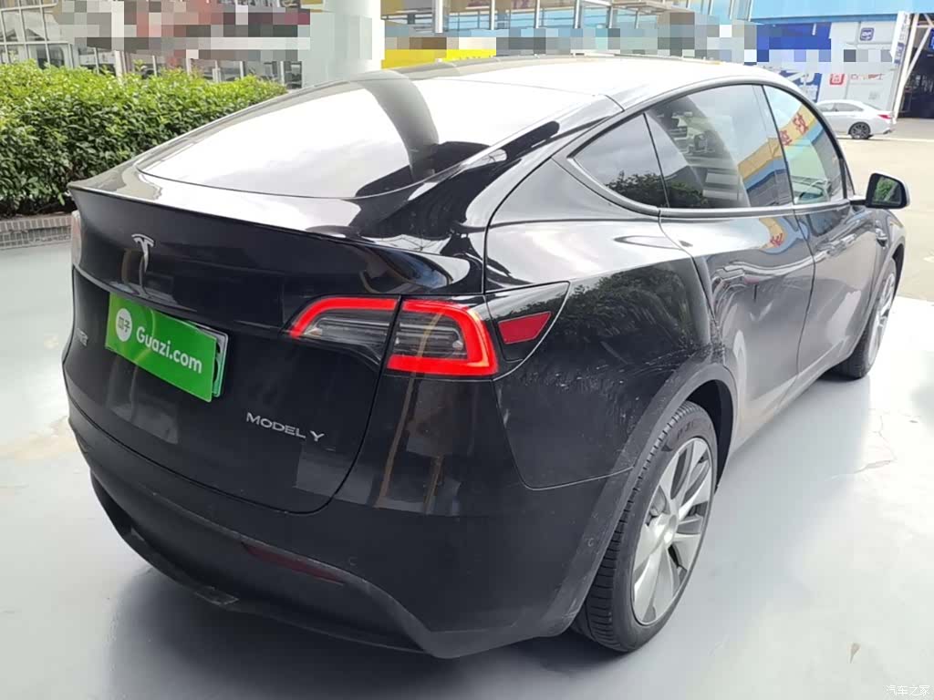 Tesla Model Y, 2022 7