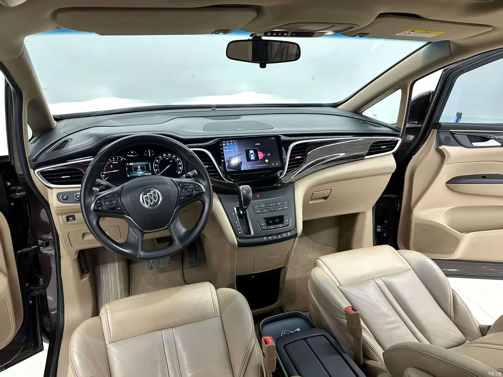 Buick GL8, 2018 10