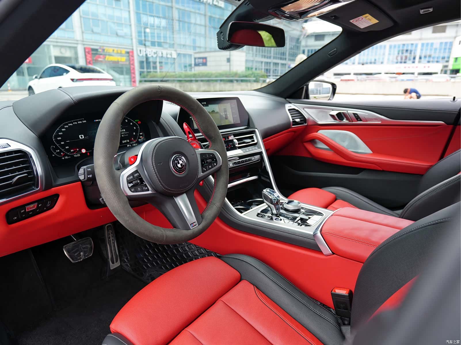 BMW 8 Series, 2023 6