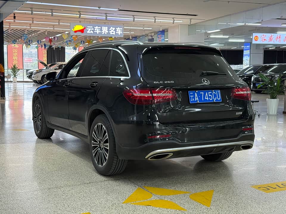 Mercedes-Benz GLC Mercedes-Benz GLC