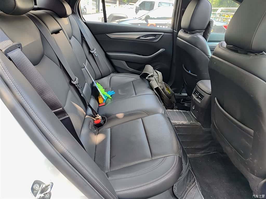 Cadillac CT5, 2023 11
