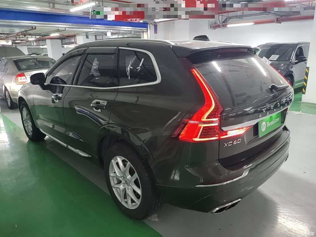 Volvo XC60, 2019 все фото