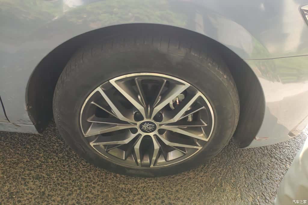 BYD Qin, 2022 6