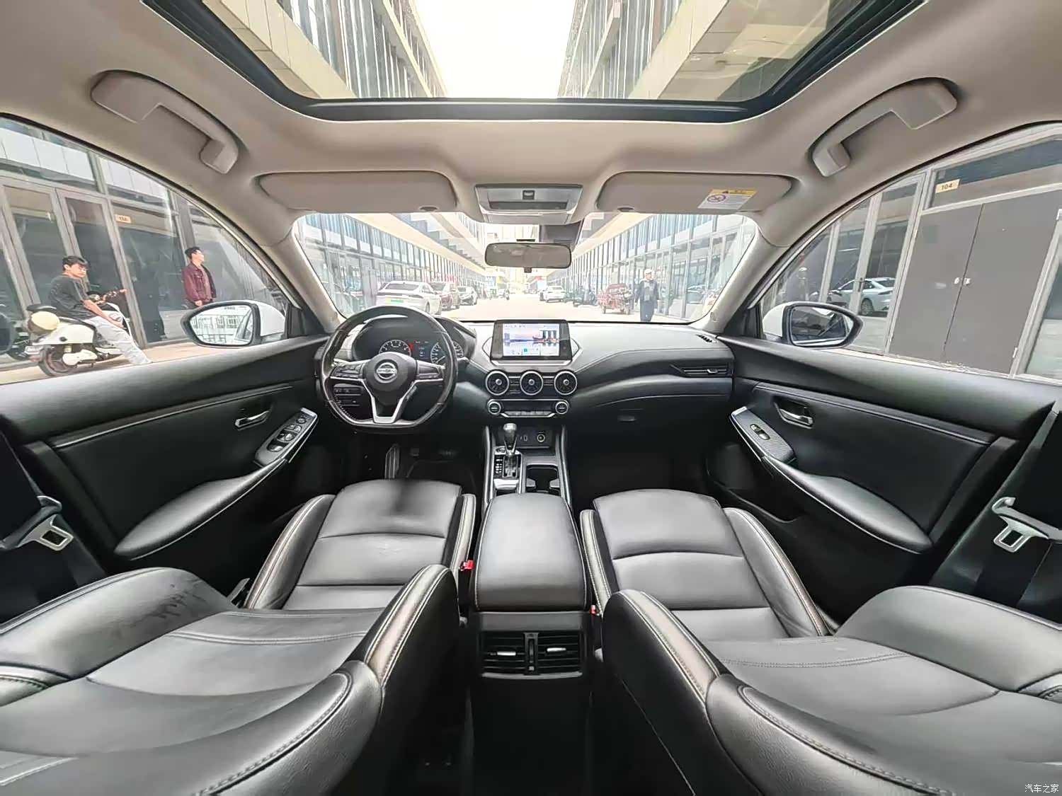 Nissan Sylphy, 2020 все фото