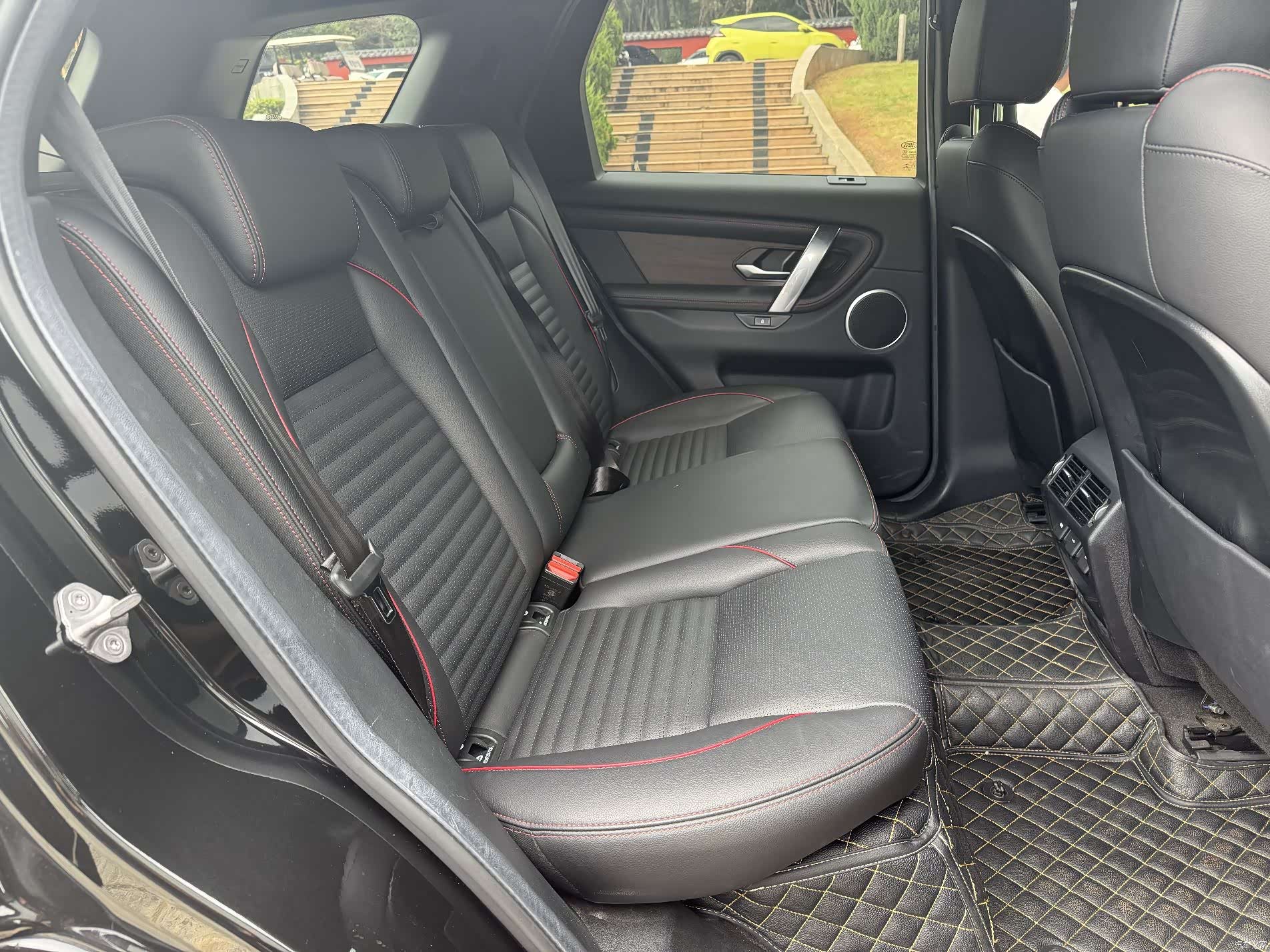 Land Rover Discovery, 2023 18
