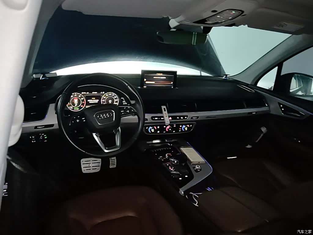 Audi Q7, 2018 10
