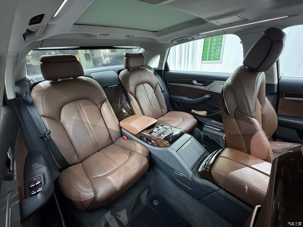 Audi A8L, 2015 9