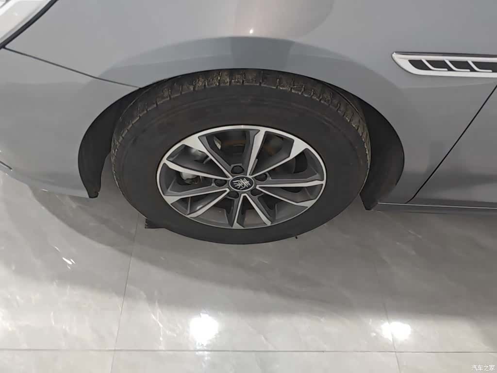 BYD Qin, 2025 23
