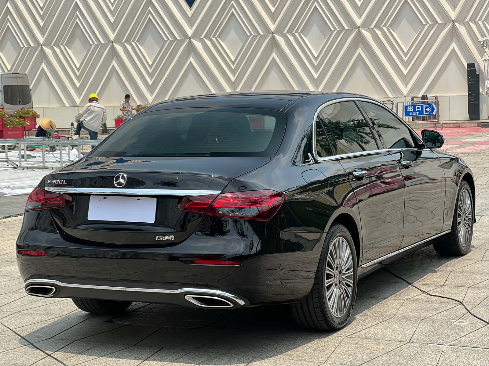 Mercedes-Benz E-Class, 2023 6