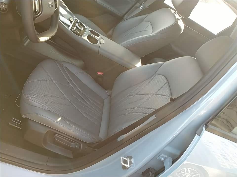 Geely Galaxy Galaxy L6