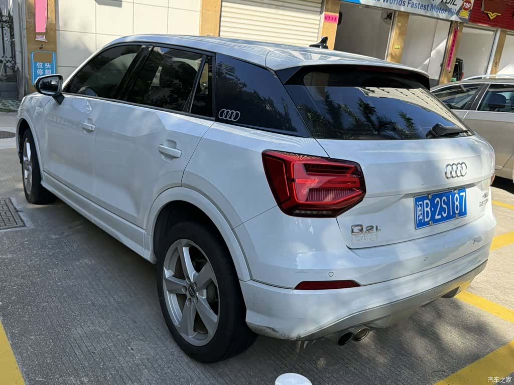 Audi Q2L, 2019 7