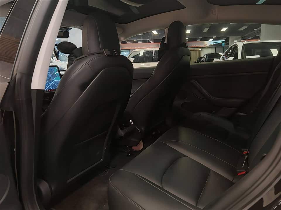 Tesla Model 3 Tesla Model 3