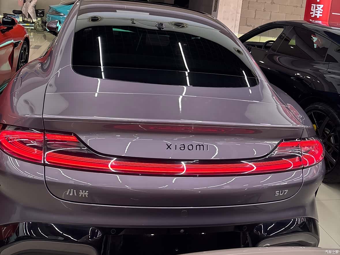Xiaomi SU7, 2025 12