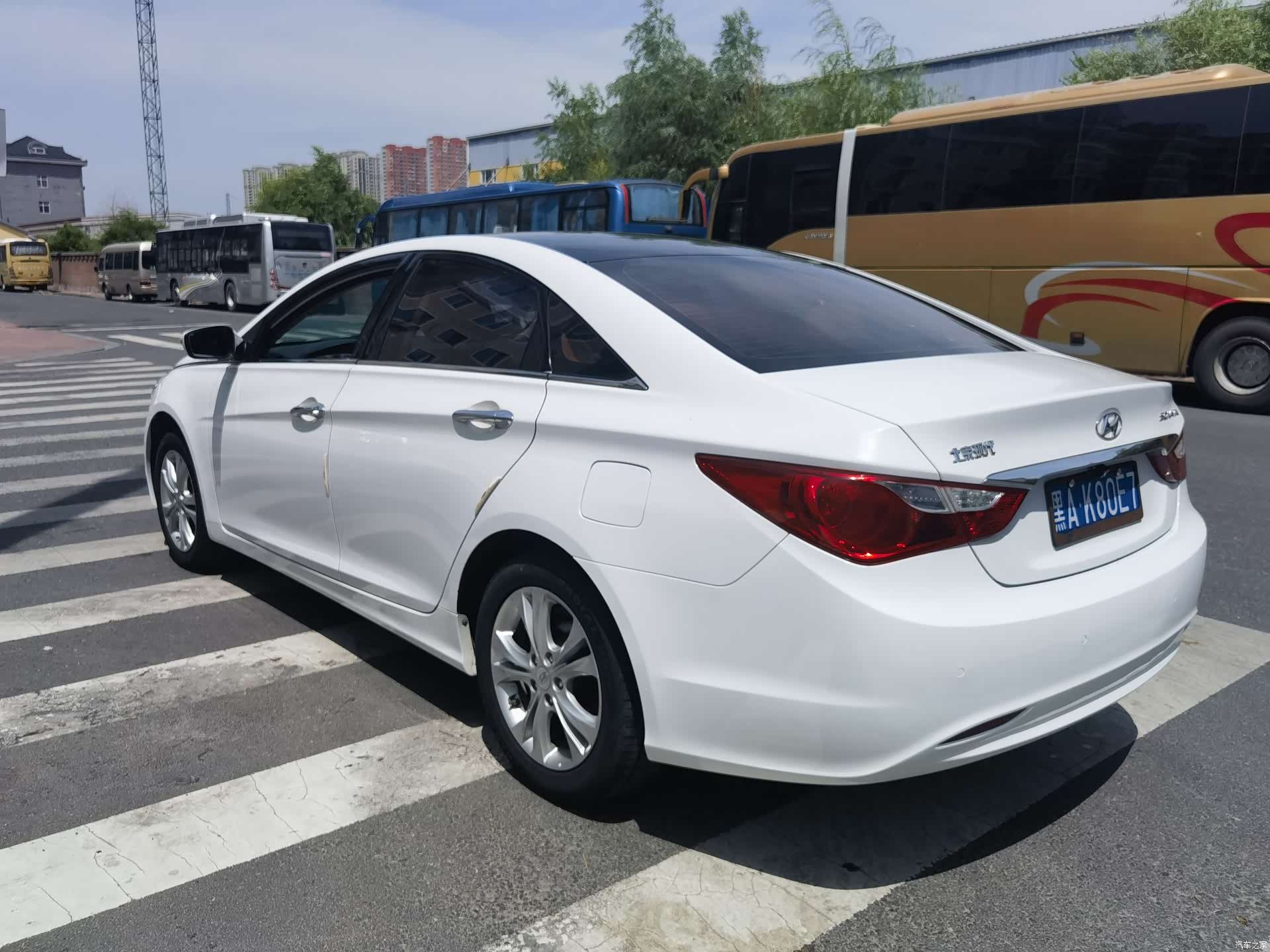 Hyundai Sonata, 2012 все фото