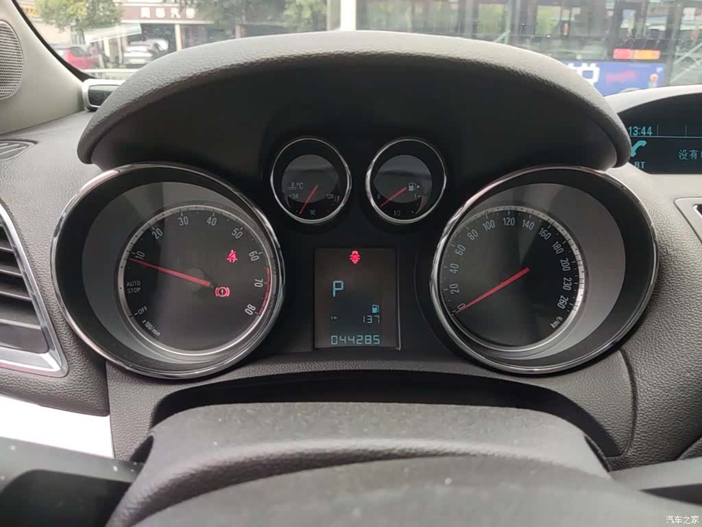 Buick Encore, 2015 12