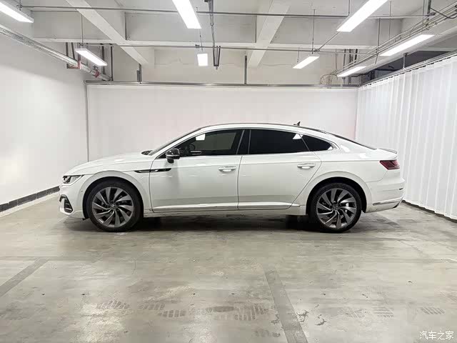Volkswagen CC, 2020 4