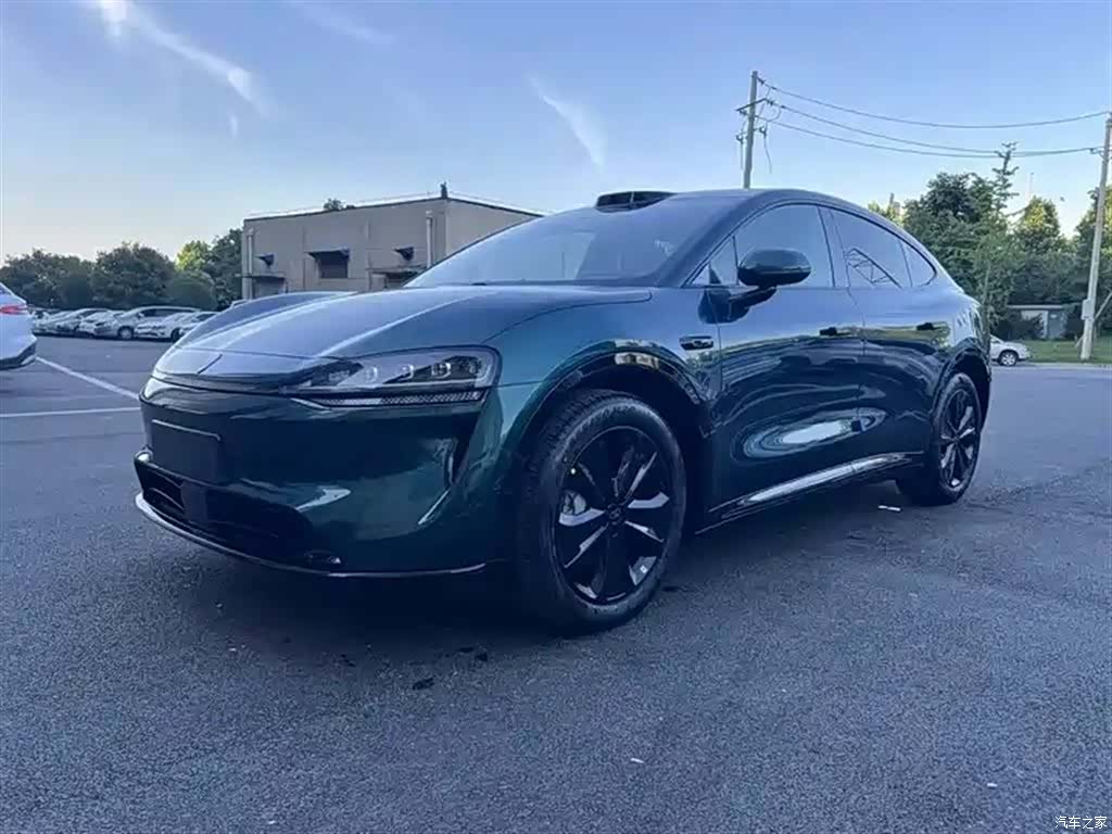 Luxeed R7