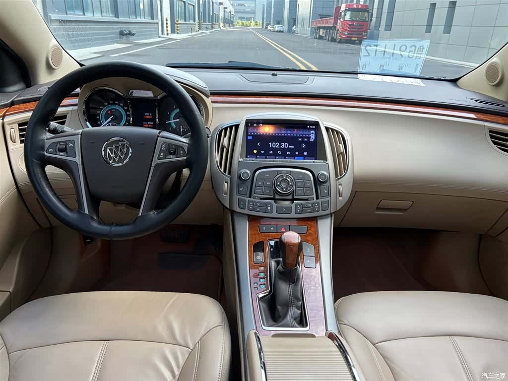 Buick LaCrosse, 2012 8