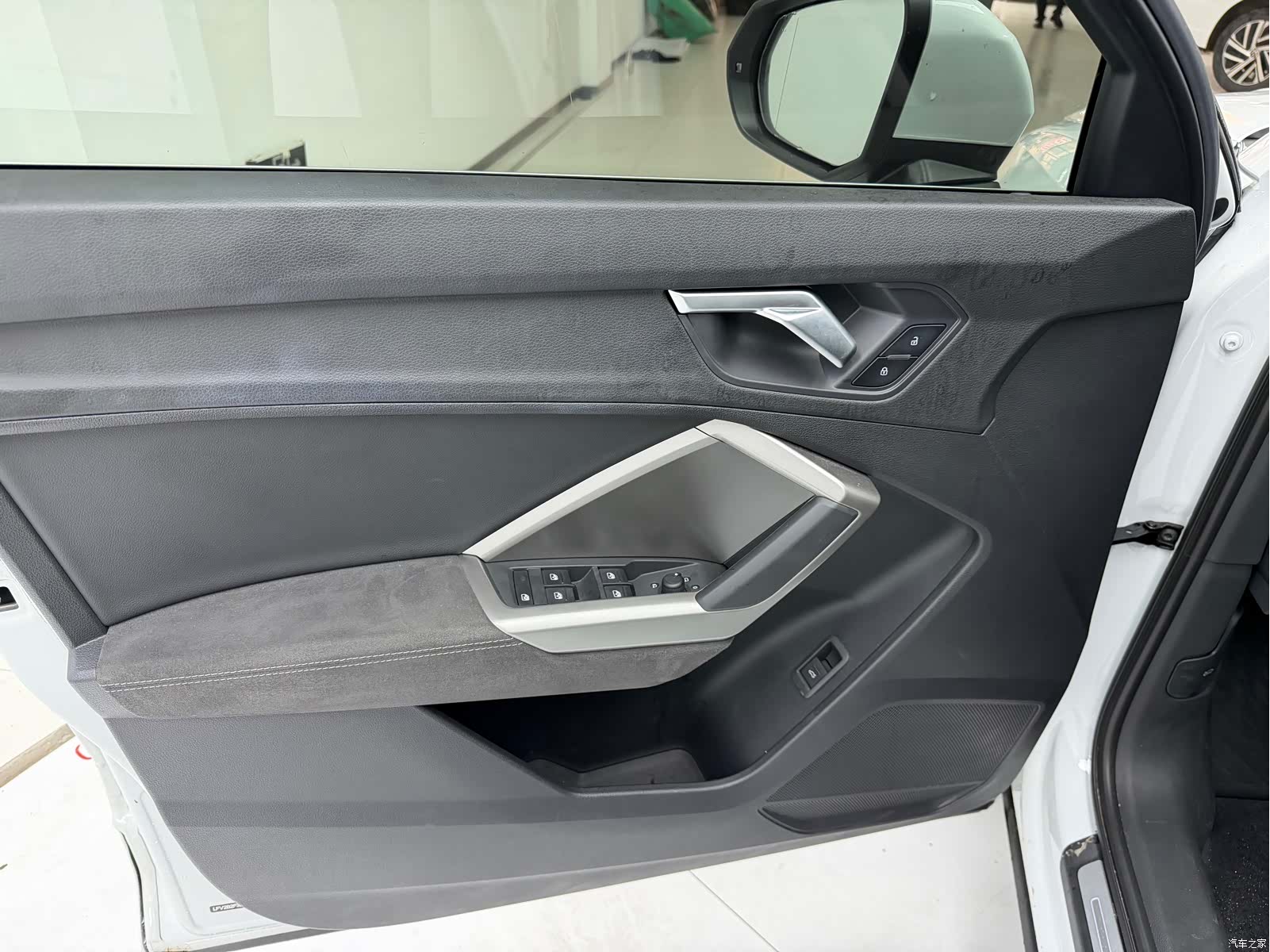 Audi Q3, 2023 14