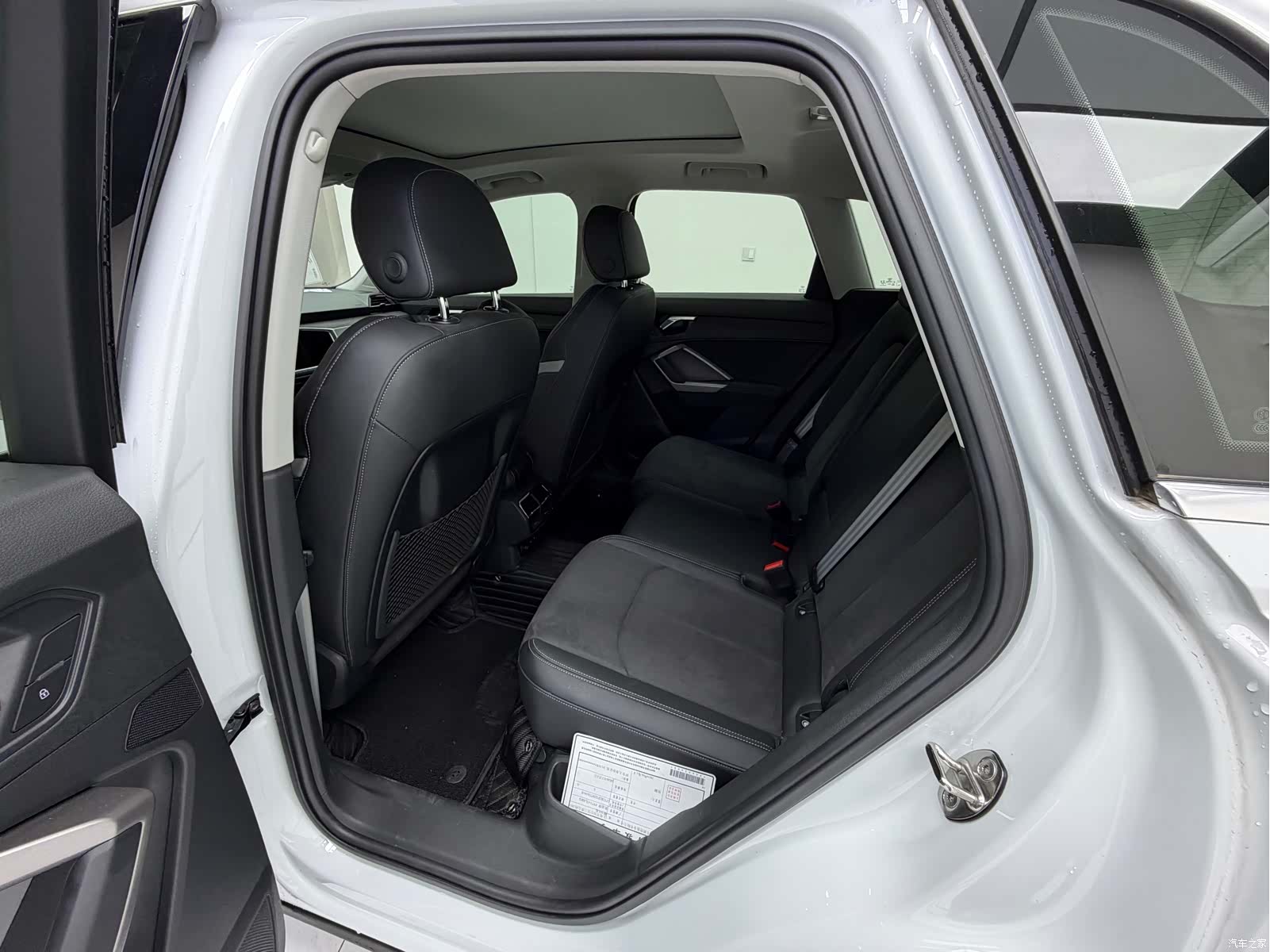 Audi Q3, 2023 16