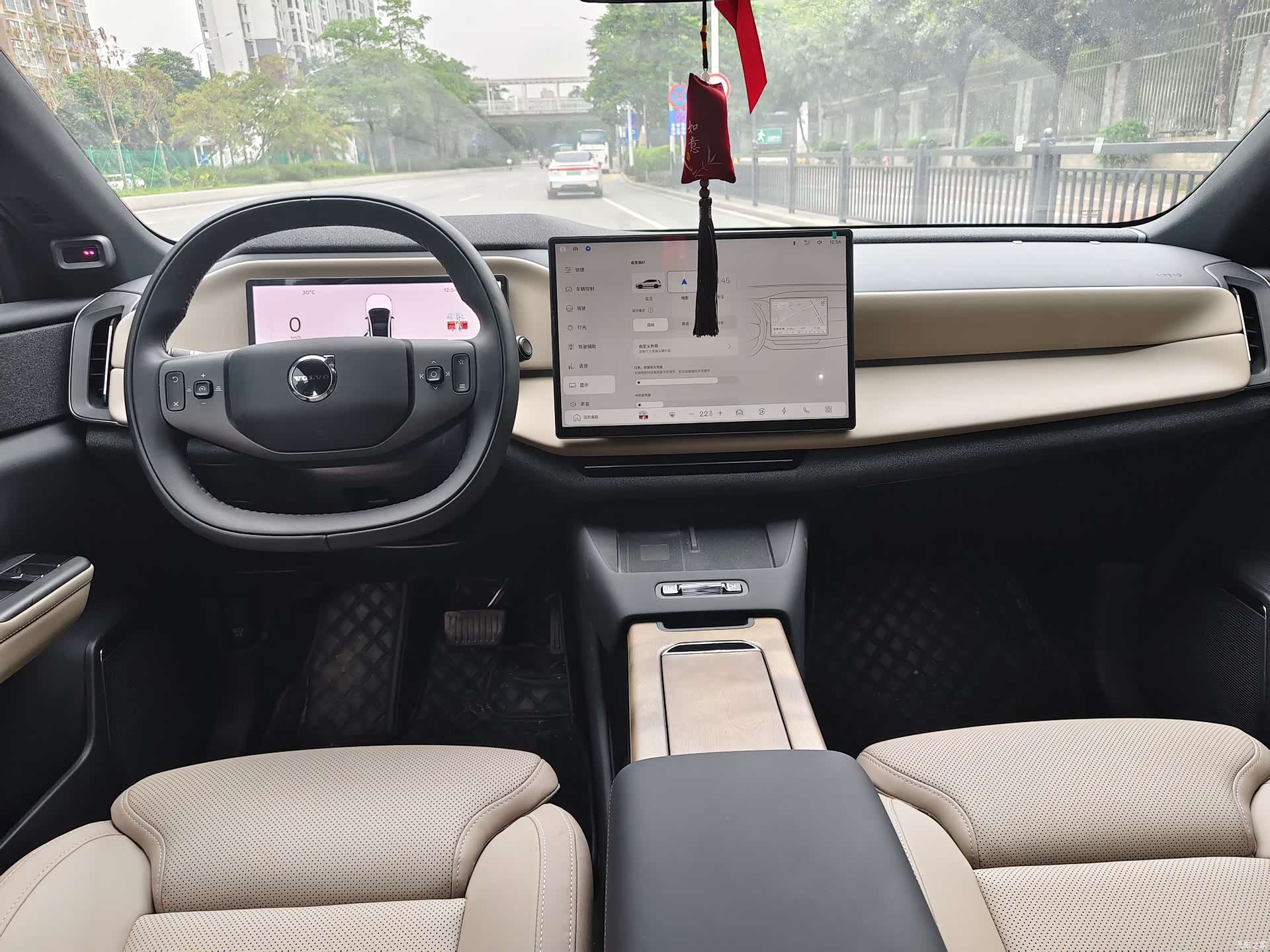 Volvo XC70, 2025 8