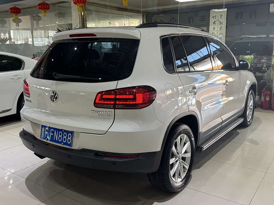 Volkswagen Tiguan