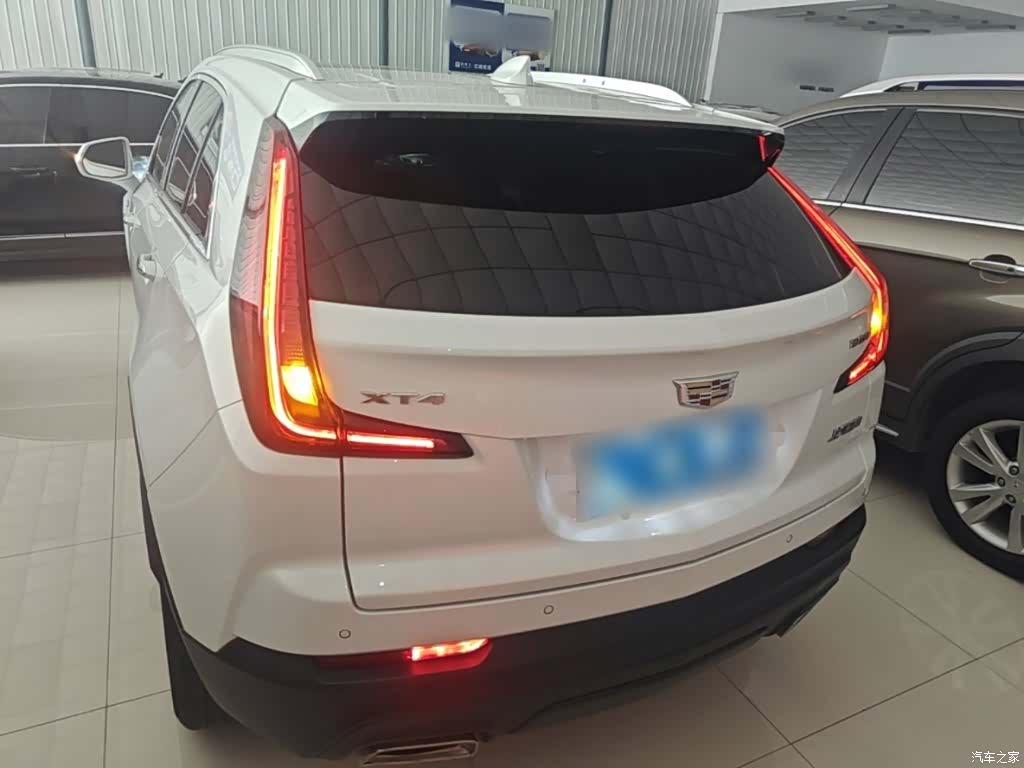 Cadillac XT4, 2023 6